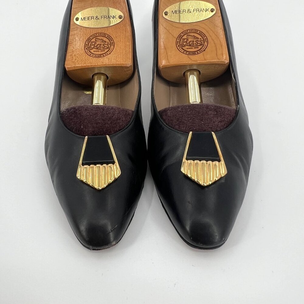 Vintage Salvatore Ferragamo Black Pumps with Gold Accent Size 8.5 B - Picture 3 of 13